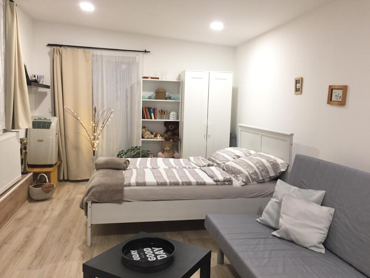 Piknik Studio Fertőrákos Exteriör bild